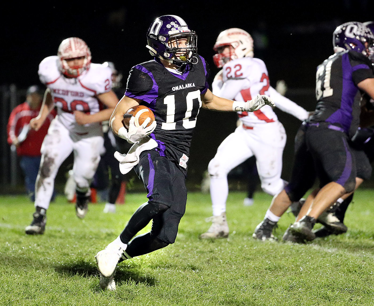 Oct. 19: Onalaska vs. Medford